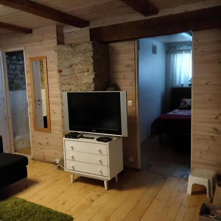 Apartamento Tehnika 7 Street *